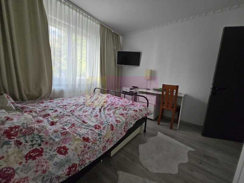 Apartament 3 camere loc parcare Metrou Ap. Patriei/ Sos. Oltenitei
